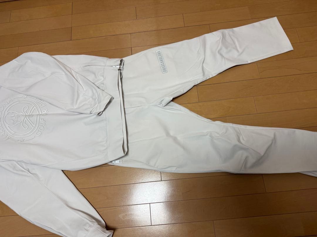 MARK & LONA ホワイト セーター・パンツセット　セットアップ