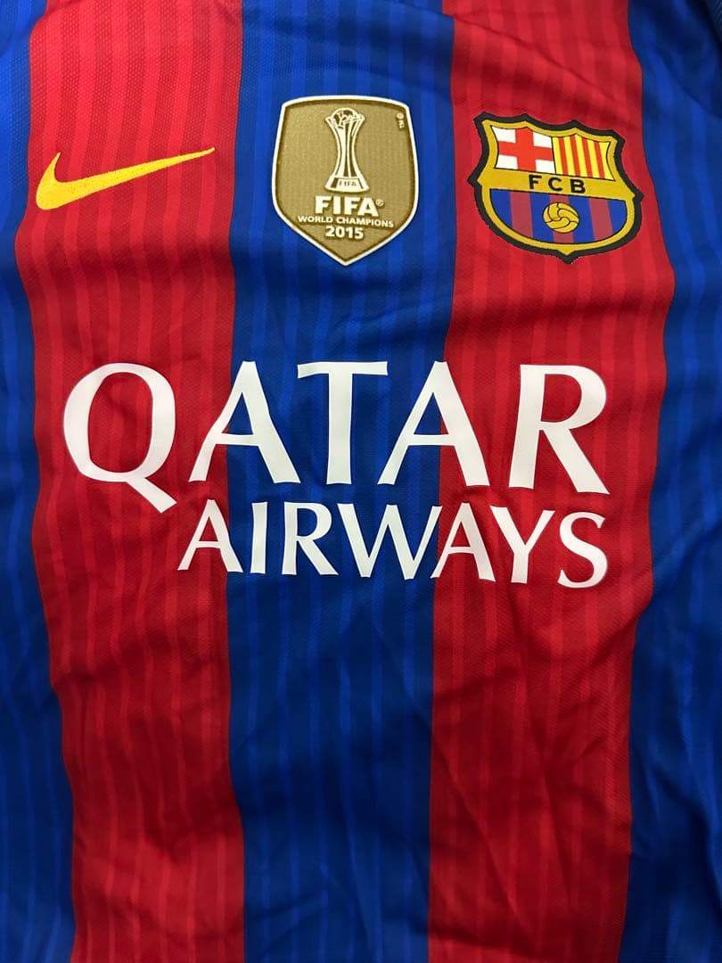 【超希少】　現地購入　イニエスタ　ユニフォーム　16/17シーズン　バルセロナ