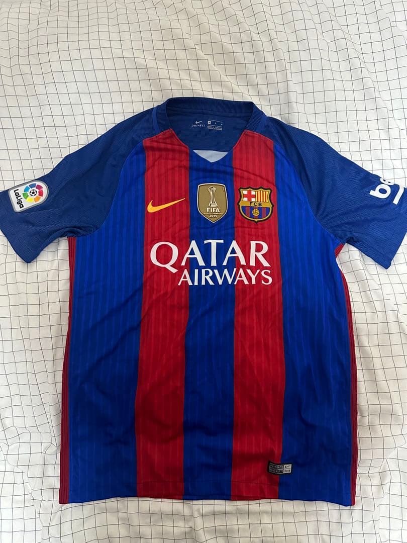 【超希少】　現地購入　イニエスタ　ユニフォーム　16/17シーズン　バルセロナ