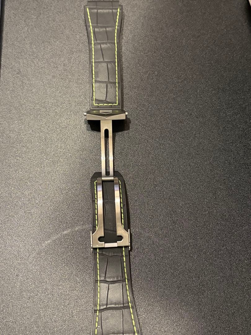 【美品】タグホイヤーコネクテッド 交換用ベルト ラバー×ステッチ