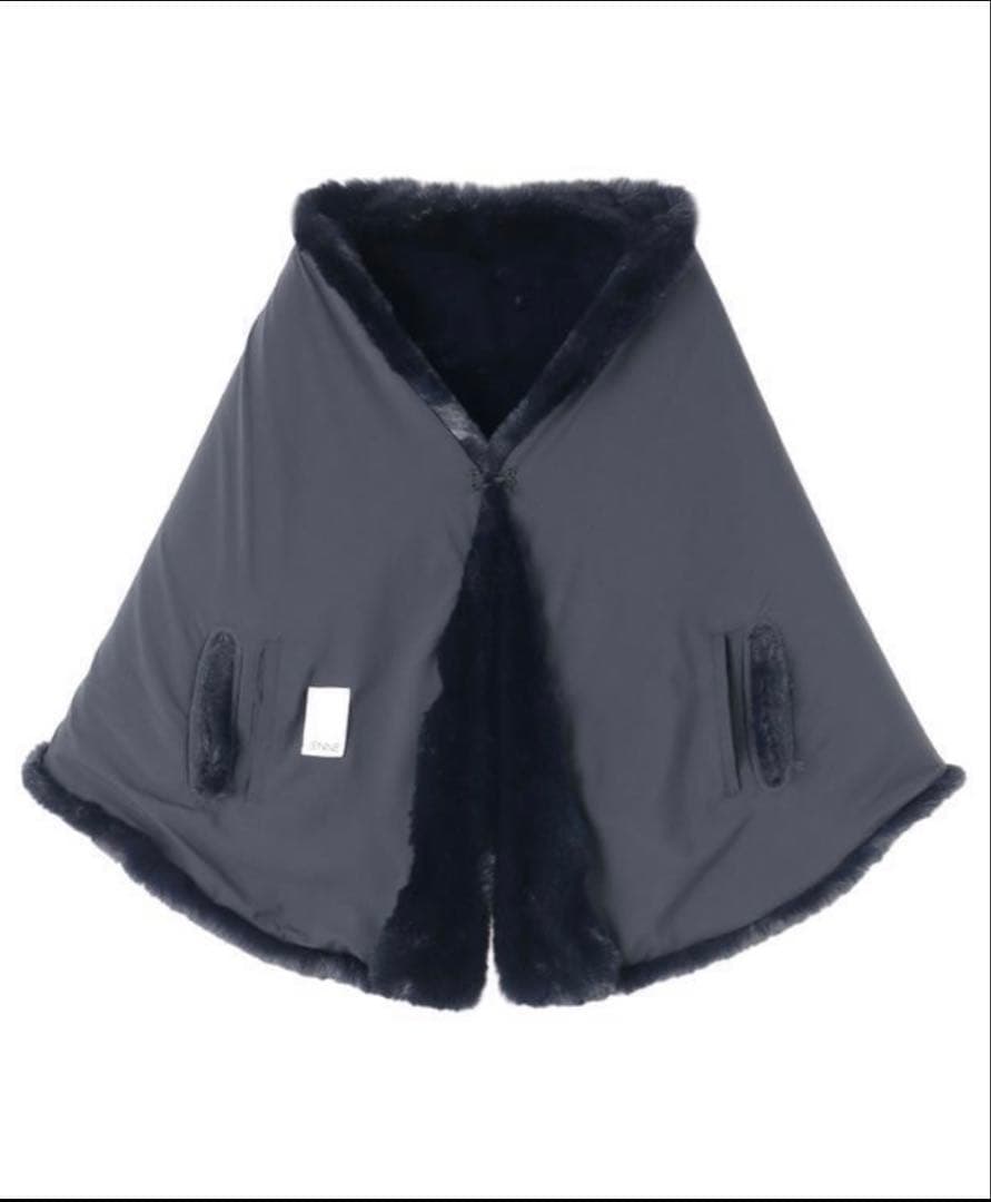 JENNE ジェンヌ　ネイビー ファーケープ　お値下げ