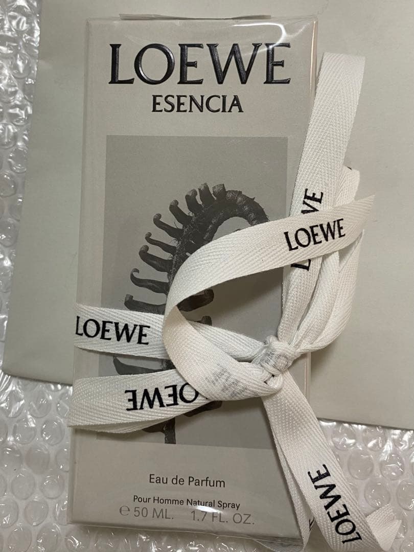 ロエベ 香水　フレグランス　エセンシア オードゥ パルファム　50ml 新品