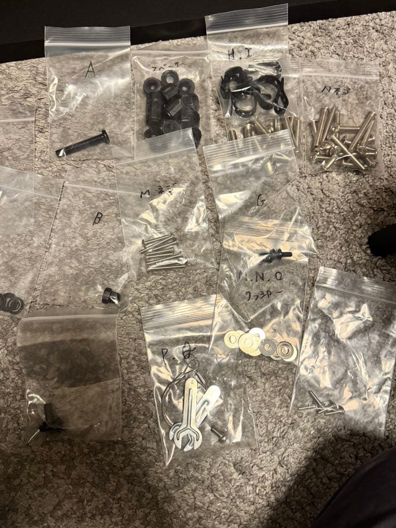 EQUALS WALL V3 ロータイプ テレビスタンド サウンドバー棚板付