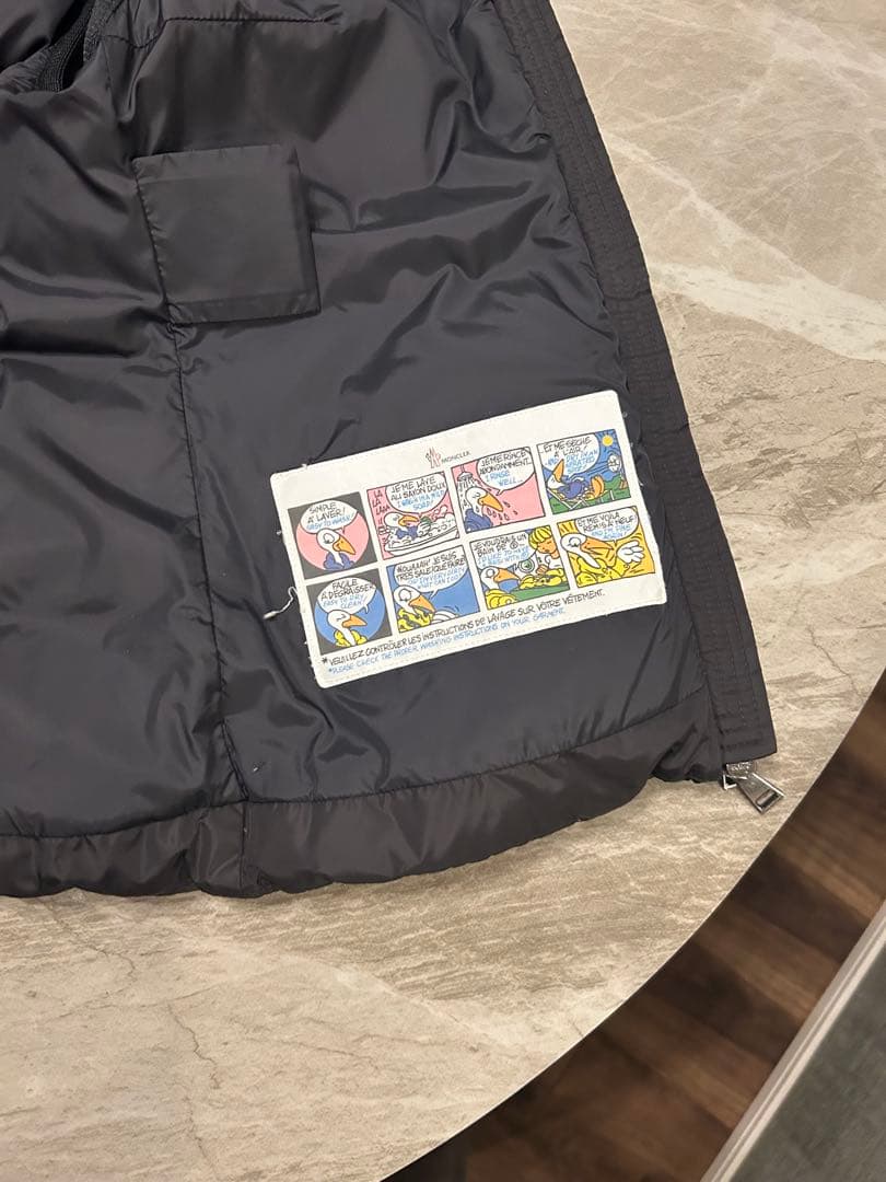 正規品　超美品　最終値下げ モンクレールダウンベスト
