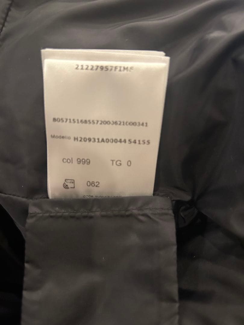 正規品　超美品　最終値下げ モンクレールダウンベスト