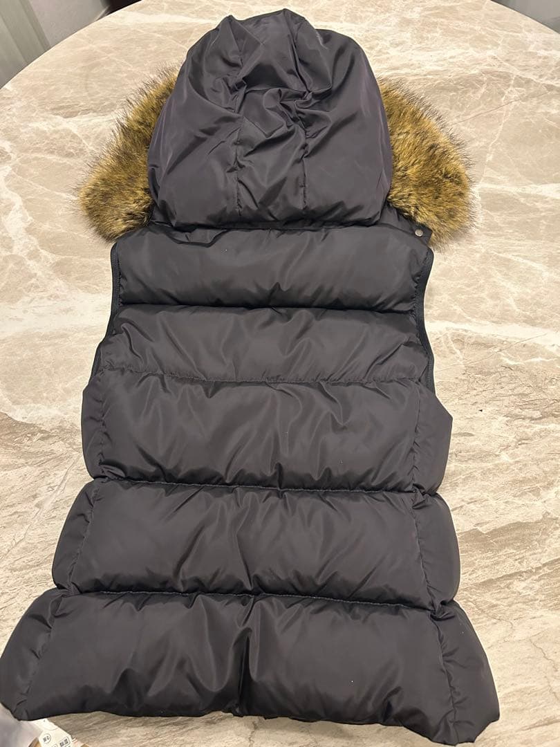 正規品　超美品　最終値下げ モンクレールダウンベスト