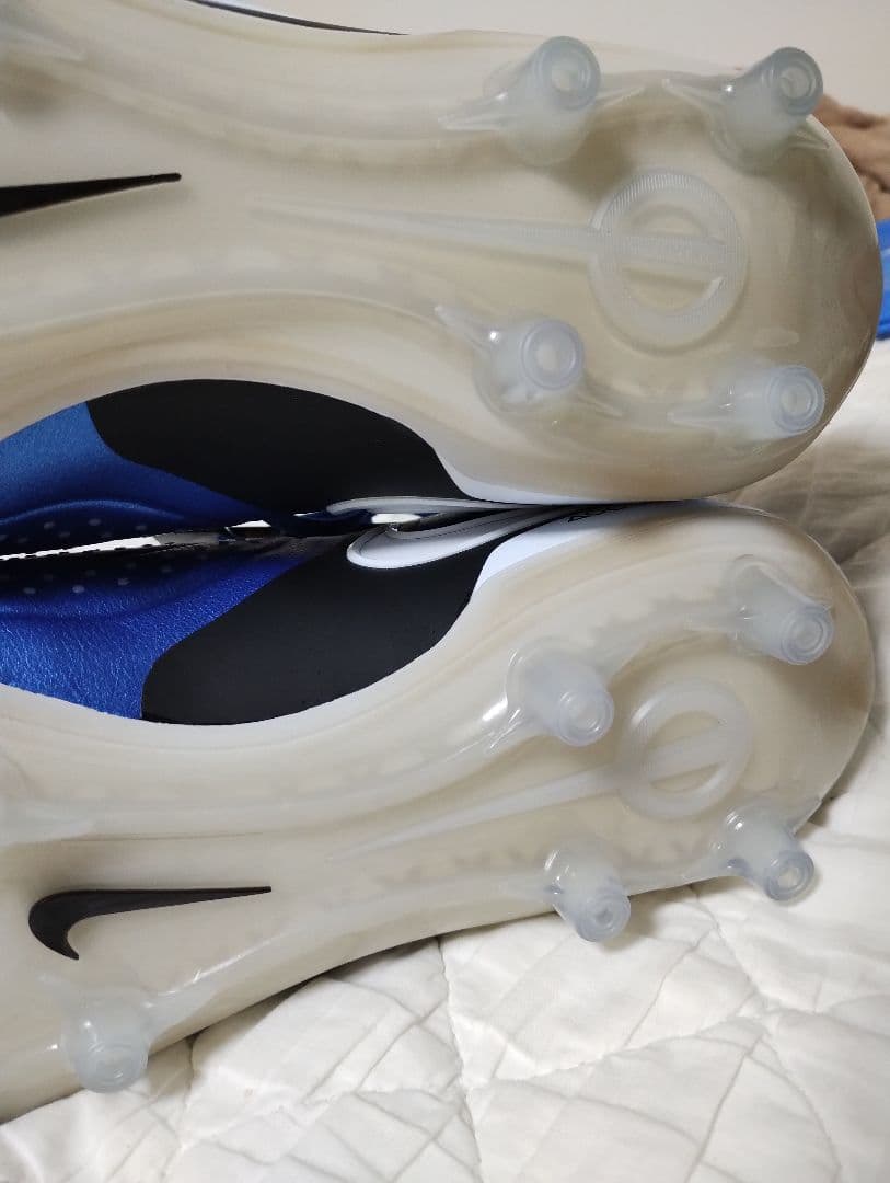 ティエンポレジェンド10 エリート AG PRO　２７．５センチ