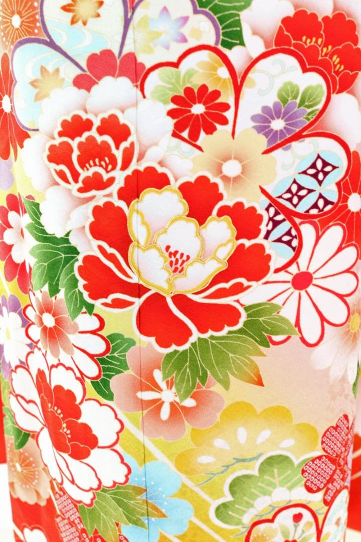 豪華振袖単品　正絹　ピンク　地模様　金　成人式　結婚式　パーティ【２０３６】