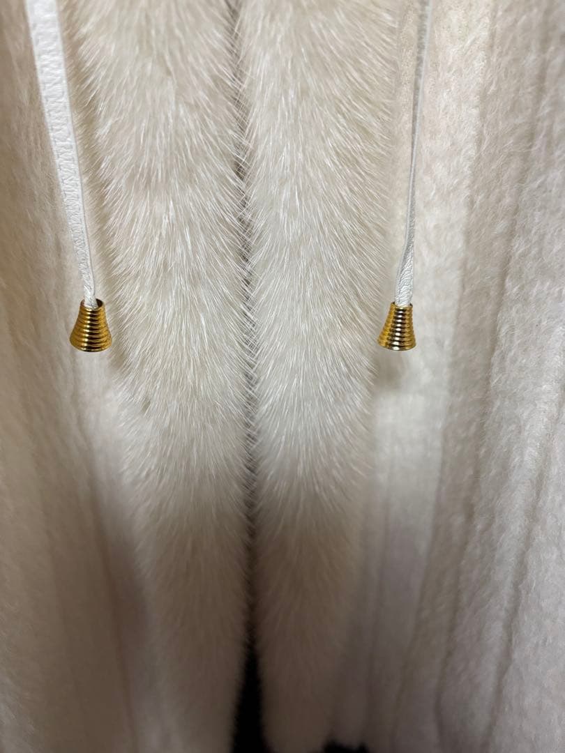 【美品です！】銀座花菱ミンクファー付きオフホワイトアルパカコート　9号