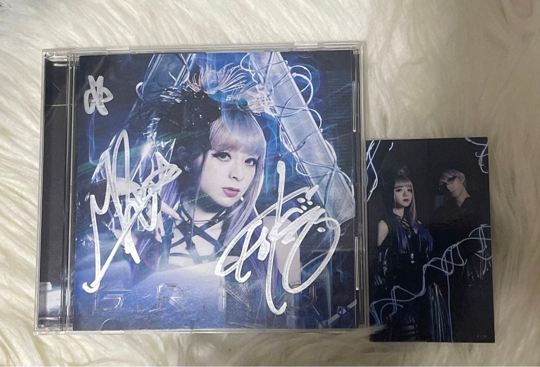 GARNiDELiA 直筆サイン入り CD