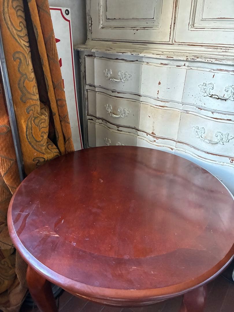 leonoahです　家具　丸　コーヒー　センター　ソファー　テーブル　猫脚