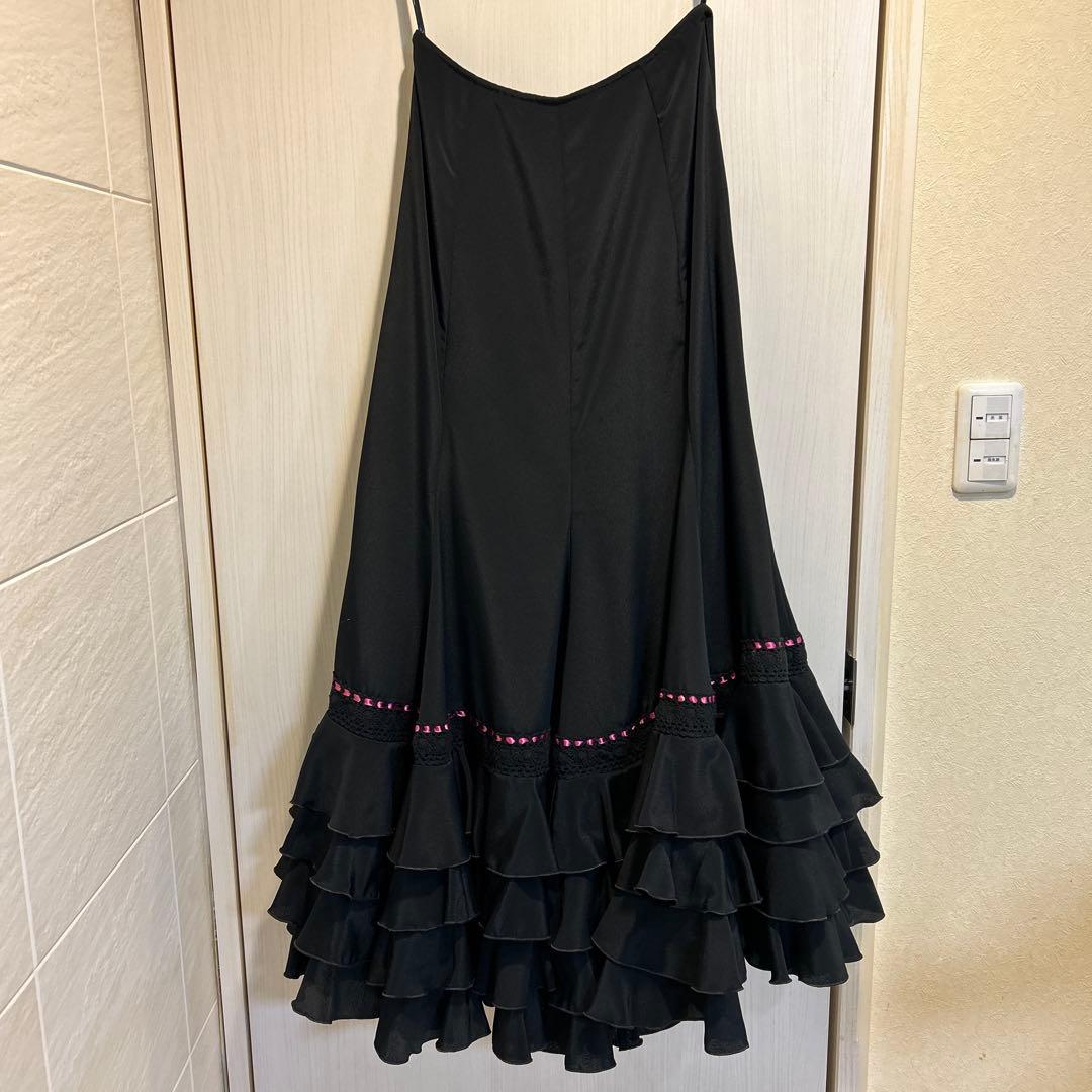 ソニアジョーンズ　ブラック　ファルダ