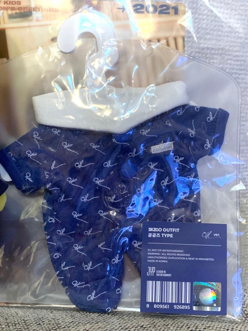 公式straykids skzoo フィリックス！ペンミ探偵服着用！公式衣装付！