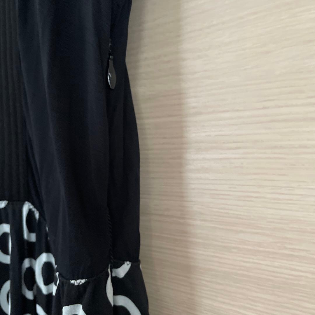 LOUIS VUITTONワンピース　34 ブラック×水玉