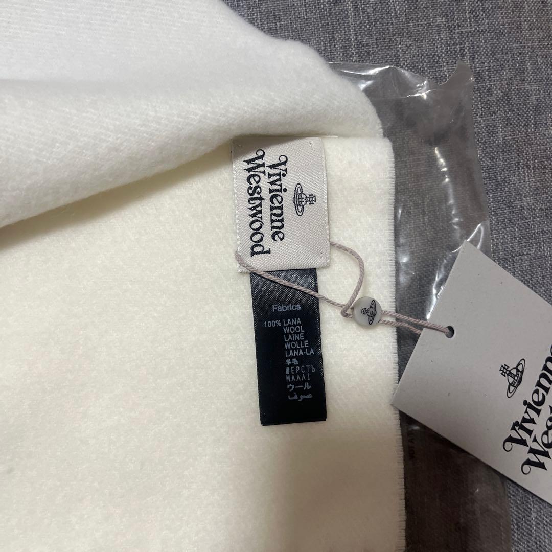 【新品未使用】Vivienne Westwood ホワイト マフラー