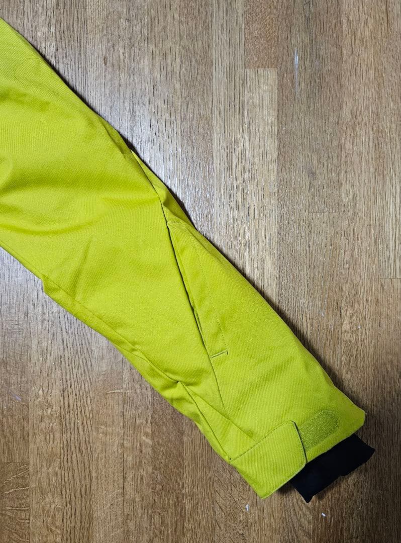 KJUS(チュース) ボーイズ スキージャケット