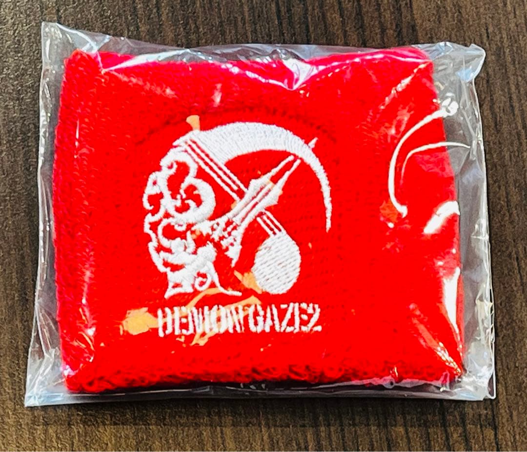 希少　立花理香 直筆サイン入り Tシャツ　デモンゲイズ2