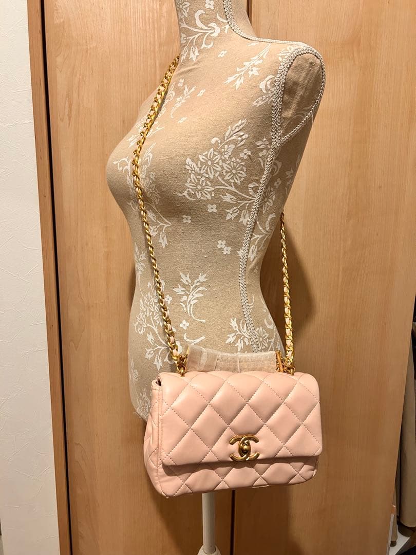 CHANEL ノベルティ　ミルクピンク　ショルダーバッグ