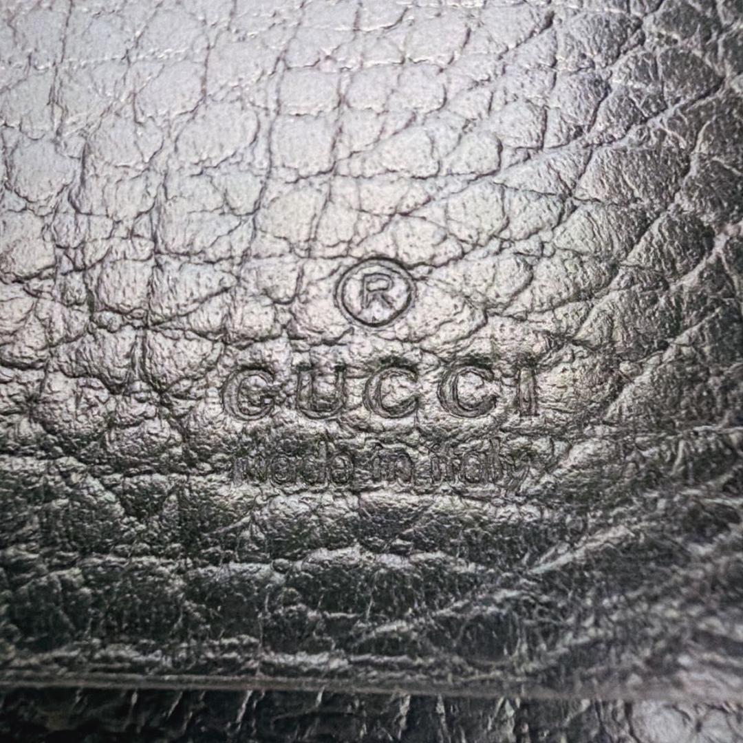 グッチ ダブルG バイカラー キーケース GGマーモント ブラック ベージュ