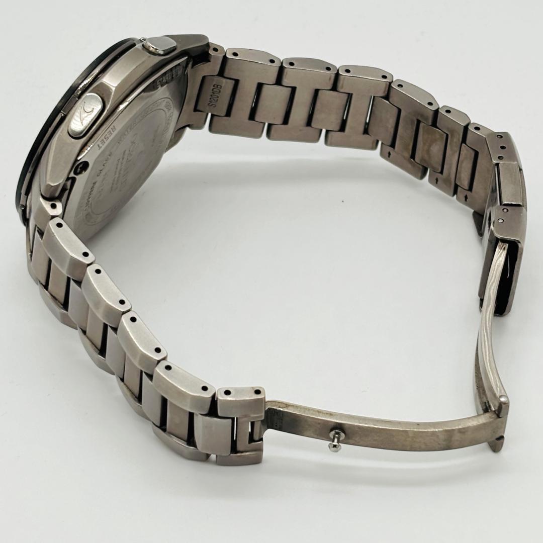 【動作良好】カシオ オシアナス チタニウム 電波時計 ソーラー充電 電波ソーラー