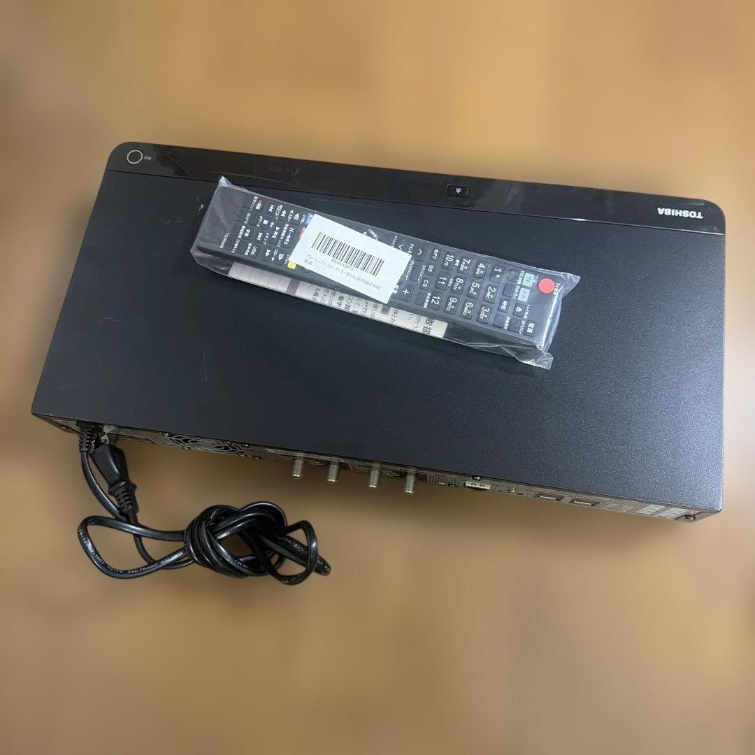 もちお　動作品　DBR-M3010 東芝　BDレコーダー