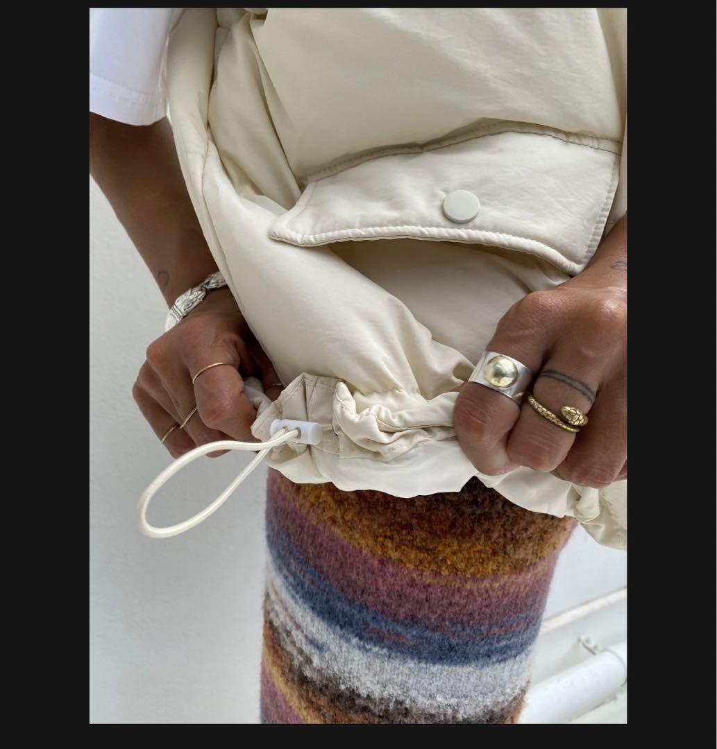 tablet hotel Sudo Mermo ダウンベスト