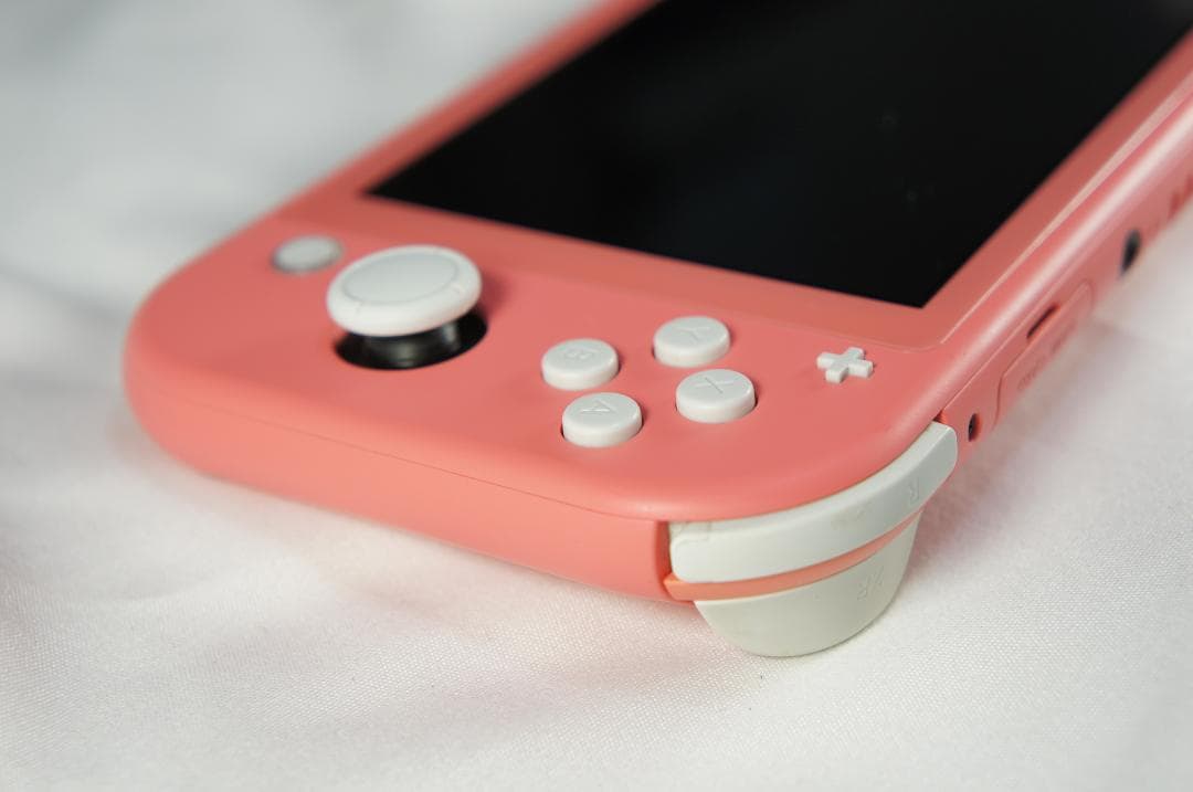 Nintendo Switch Lite HDH-001［コーラル］