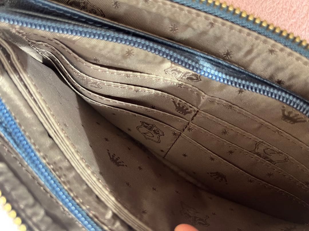 Dakota　ダコタ　アミューズ　お財布ポシェット　ショルダー バッグ 斜め掛け