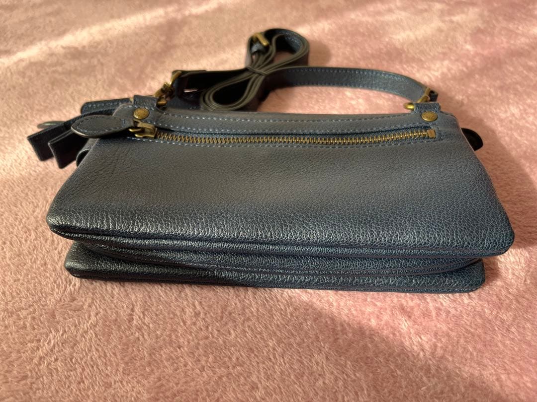 Dakota　ダコタ　アミューズ　お財布ポシェット　ショルダー バッグ 斜め掛け