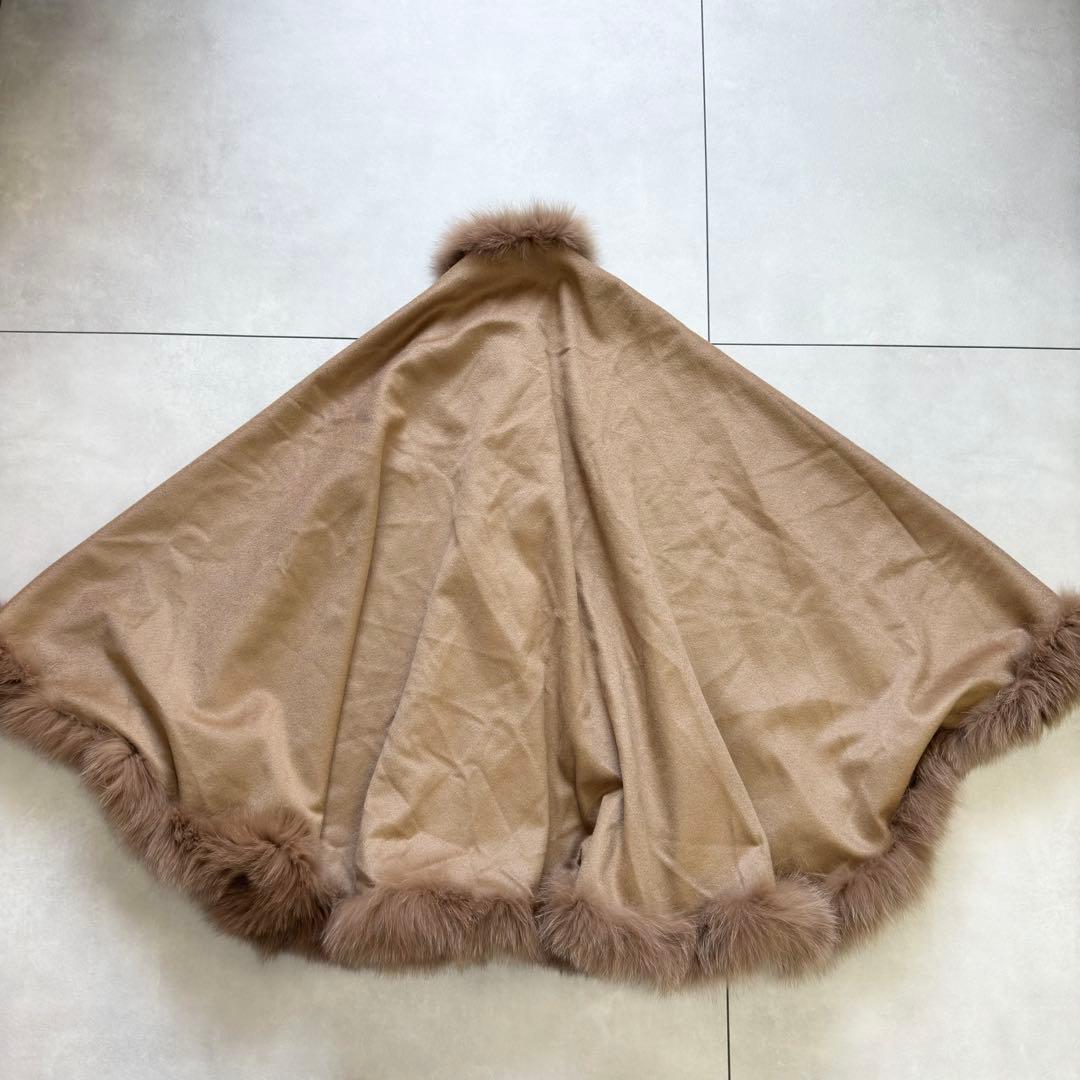 美品✨カシミヤ100%　ポンチョ　フォックスファー　高級　F-wisteria