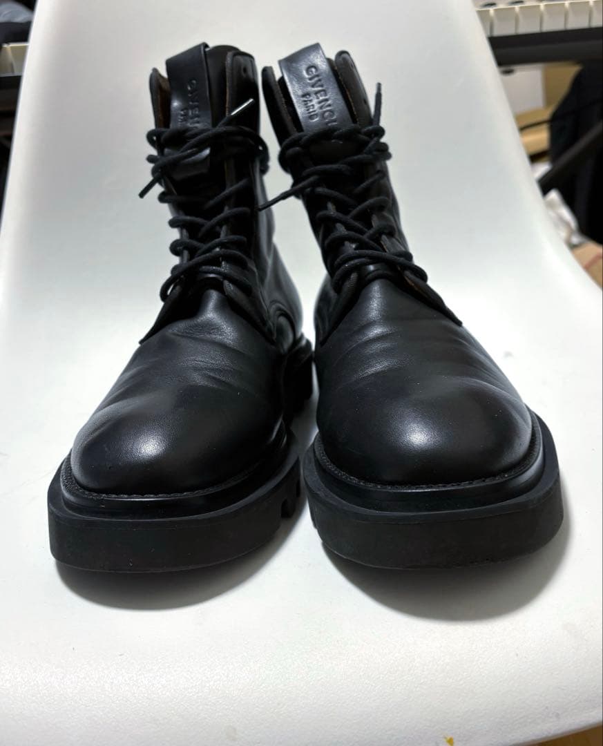 美品Givenchy レースアップ　コンバットブーツサイズ　8
