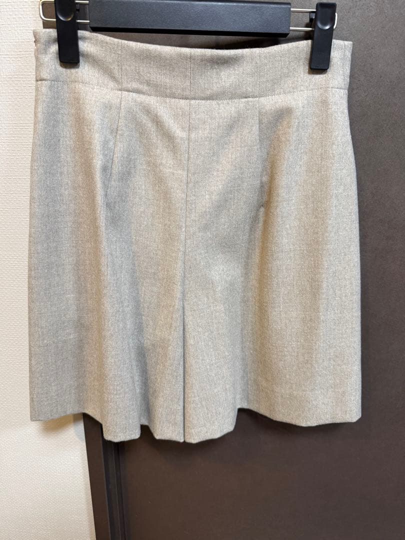 FOXEY フォクシー　ショートパンツ　グレージュ　38