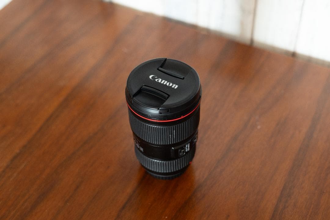 キヤノン 超広角レンズ名...EF 16-35mm F4L IS USM