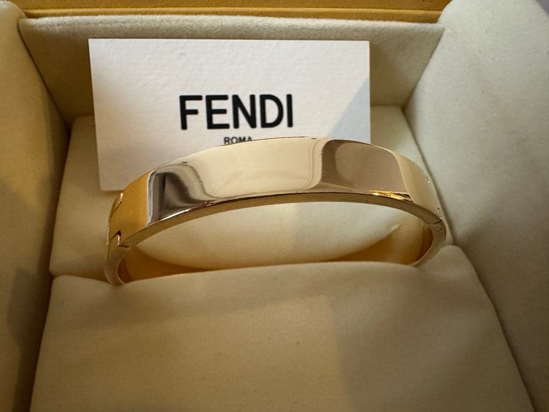 FENDI ズッカ柄　フォーエバー フェンディ ブレスレット