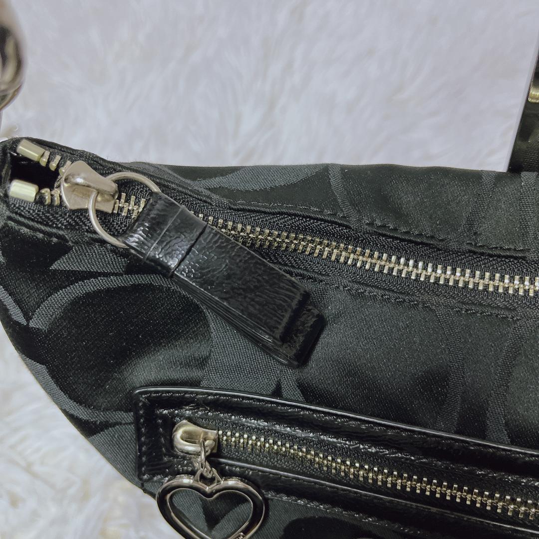 COACH ブラック ショルダーバッグ ポピーシグネチャー 2way チャーム