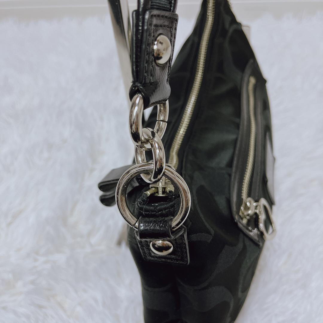 COACH ブラック ショルダーバッグ ポピーシグネチャー 2way チャーム