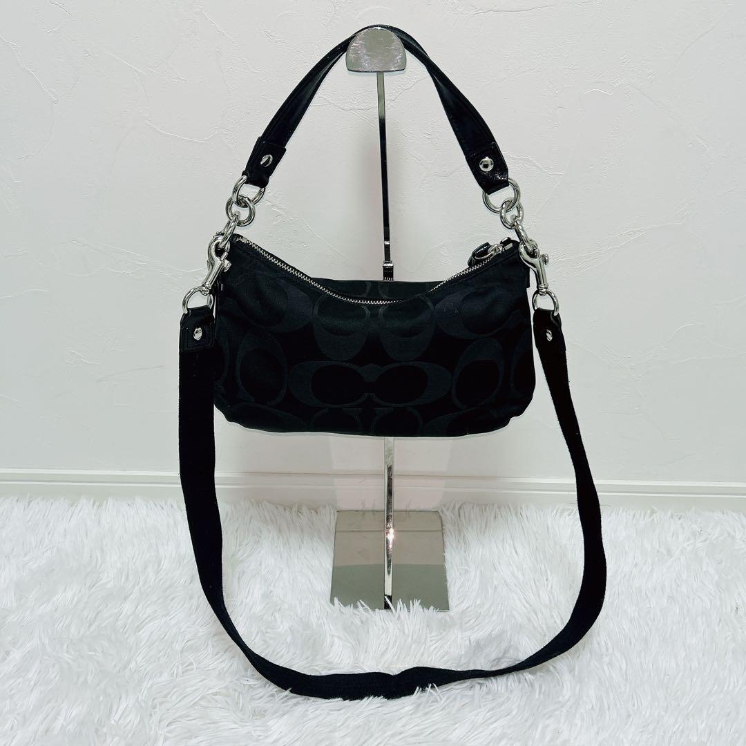 COACH ブラック ショルダーバッグ ポピーシグネチャー 2way チャーム