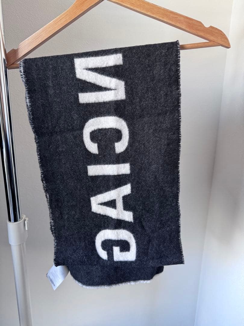 BALENCIAGA ARCHETYPE マフラー ブラック/ホワイト