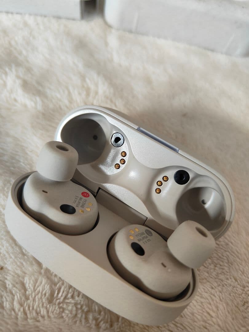 5*0様 未使用SONY WF-1000XM4 ワイヤレスイヤホン