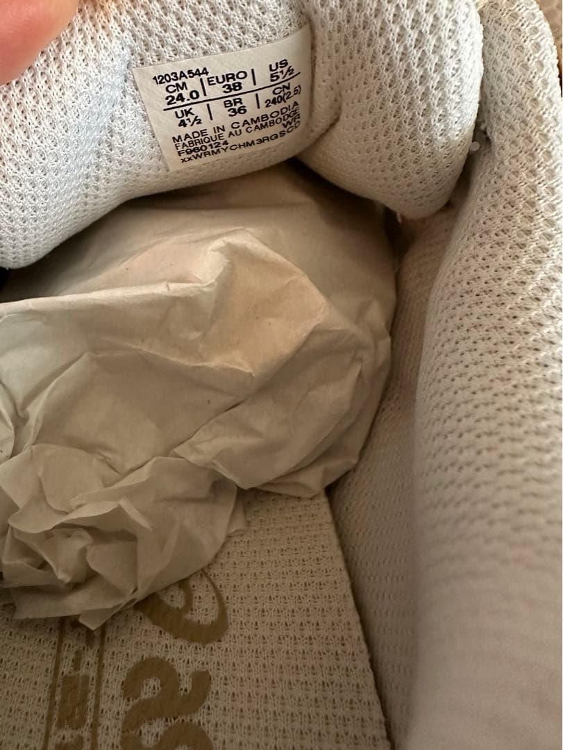 asics GT-2160 完売品