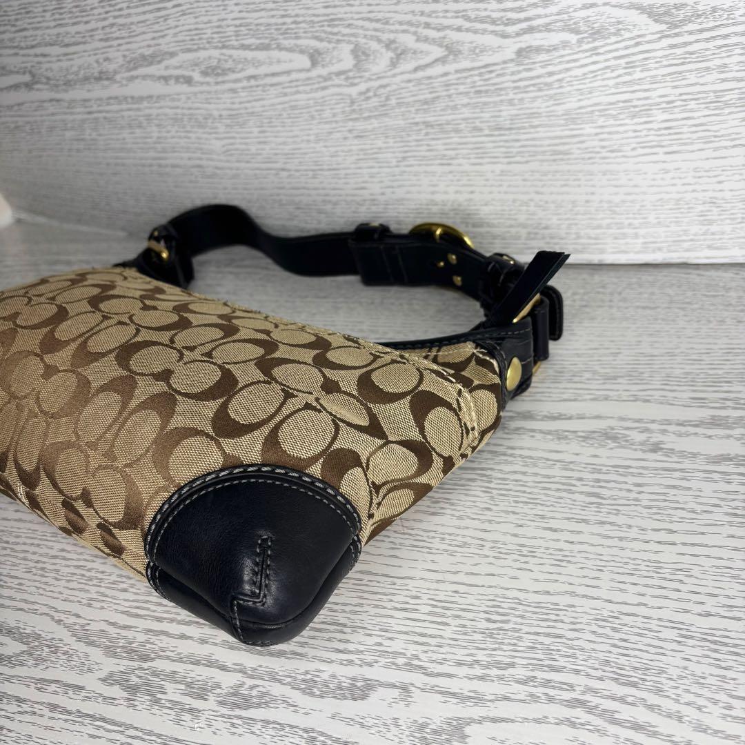 極美品　COACH コーチ　ワンショルダーバッグ　　S8028