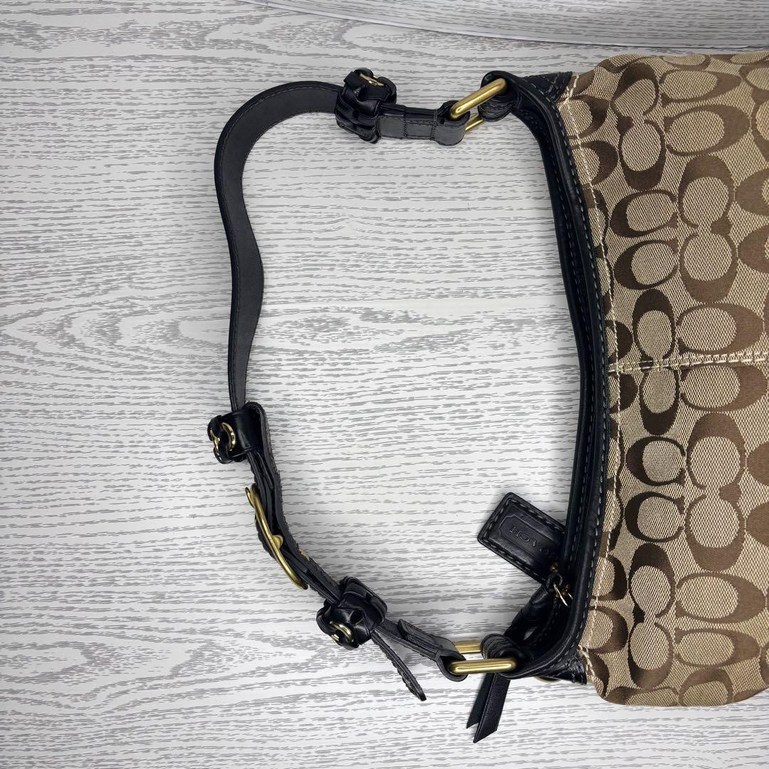 極美品　COACH コーチ　ワンショルダーバッグ　　S8028