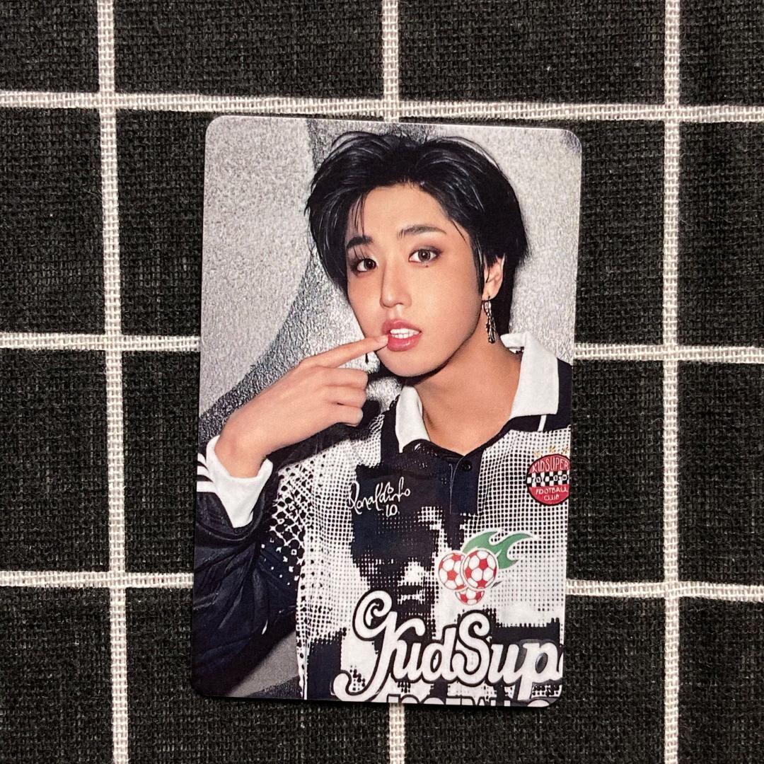 StrayKids スキズ B&N karma US 限定トレカハン