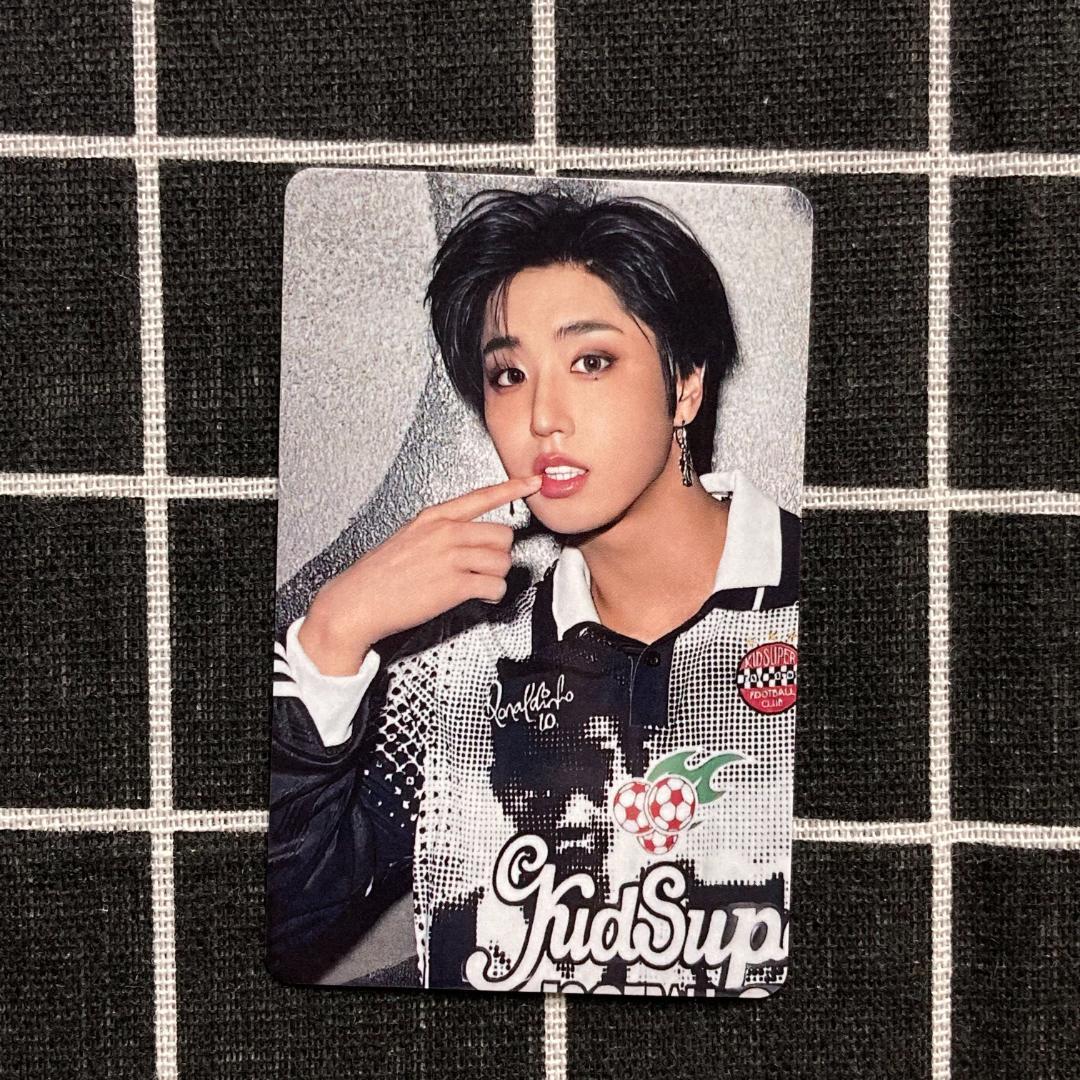 StrayKids スキズ B&N karma US 限定トレカハン