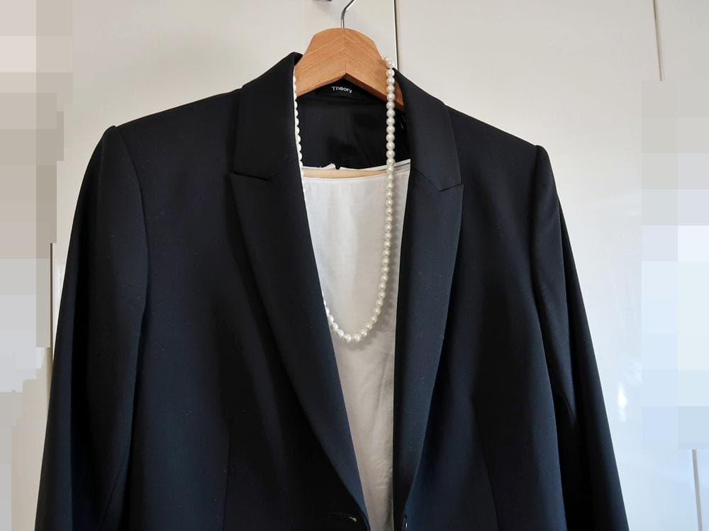 Anne ウールのテーラードジャケット■黒■size8・М■