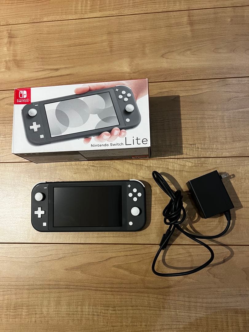 Nintendo Switch Lite グレー 本体 充電器付き　ジャンク品