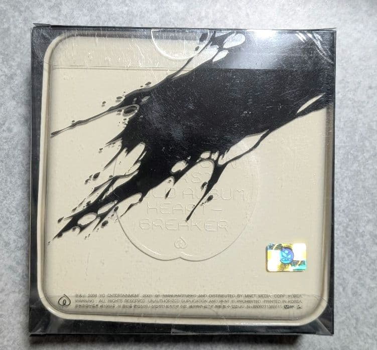 G-Dragon 1stソロアルバム　HeartBreaker 　初回限定版