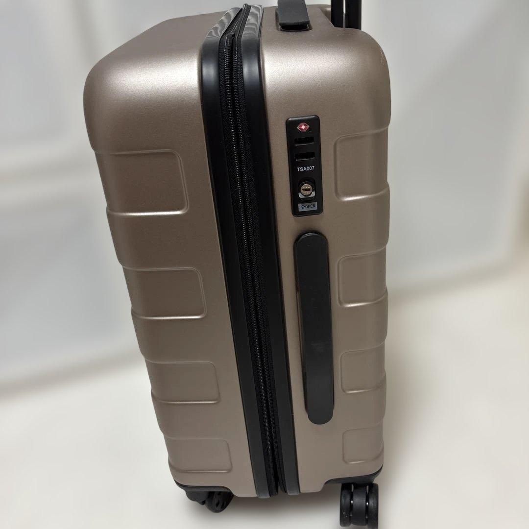無印良品 バーを自由に調節できるハードキャリーケース スーツケース 36L