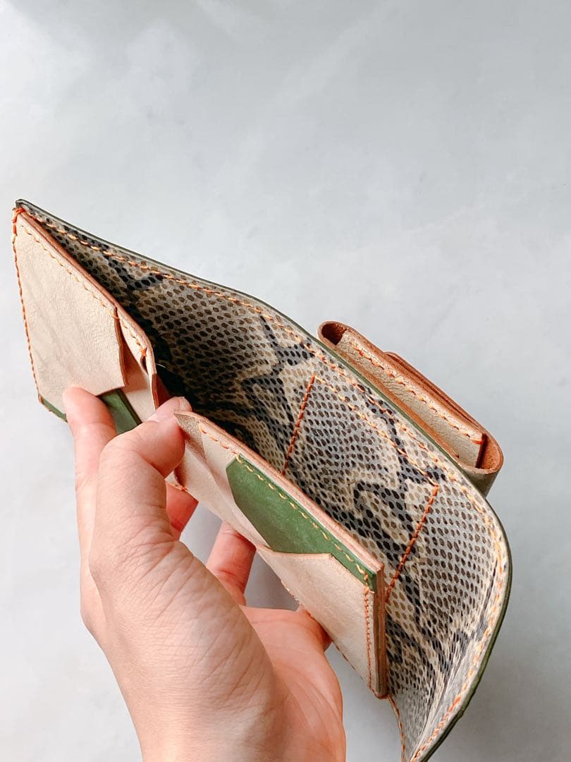 ÂÅÆ　オーダー三つ折り財布、key付き財布