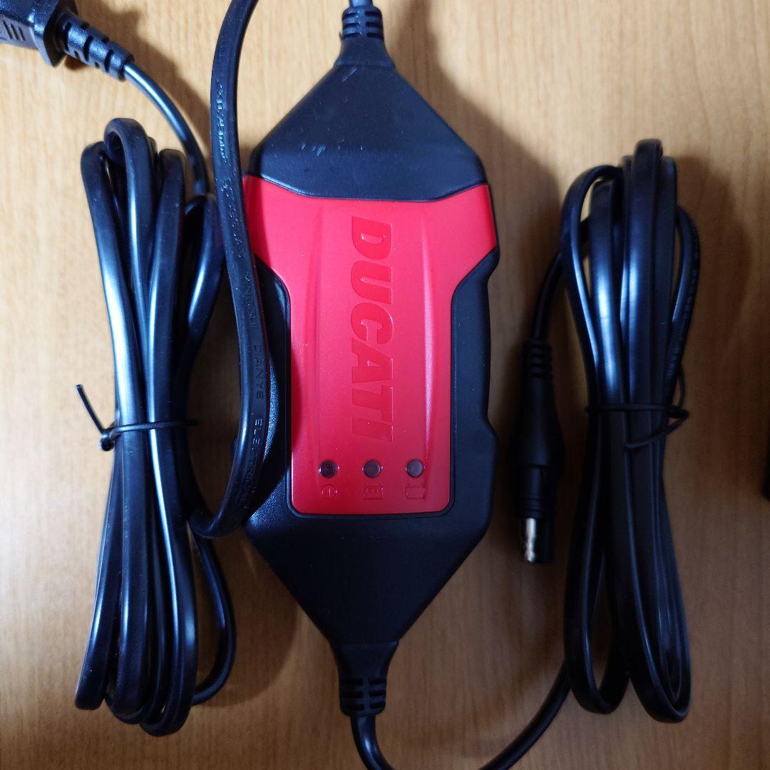 アクセサリー Ducati Battery Charger 12V